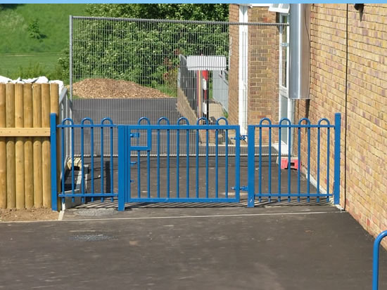 Blue Bow Top Fencing Gate