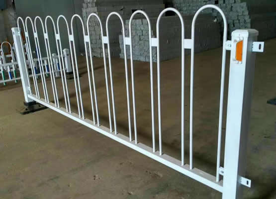 Traffic railings bow top fencing powder coated finish