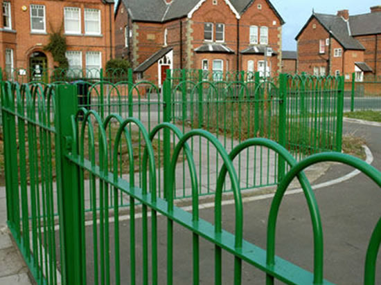 Green PVC Coated Tubualr Bow Top Railings